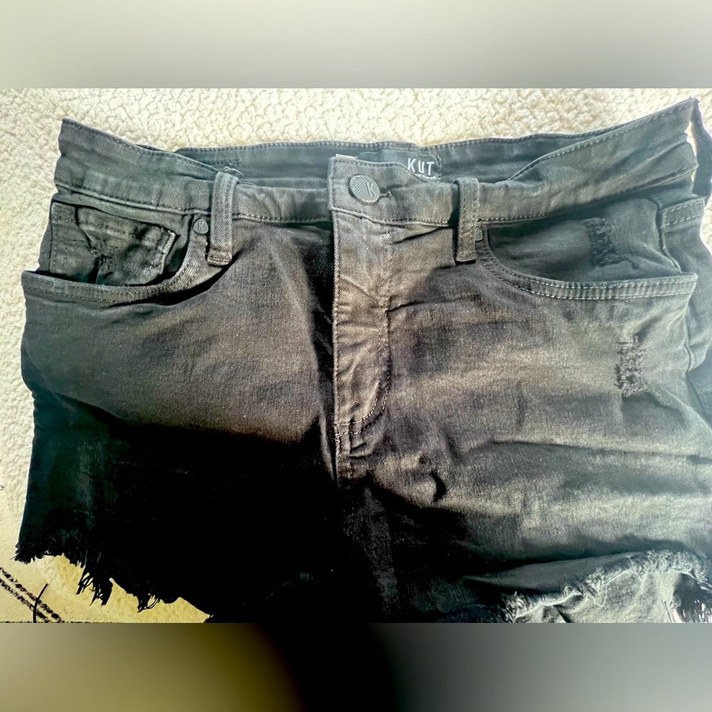 KUT FROM THE CLOTH Black Jean Shorts.